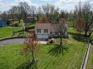 24665 W 55th St, Shawnee, KS 66226