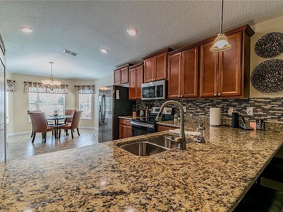 3rd image of 10071 Bankston Dr