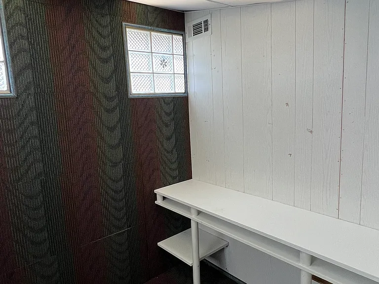 1065 Paddock Dr — Photo 33