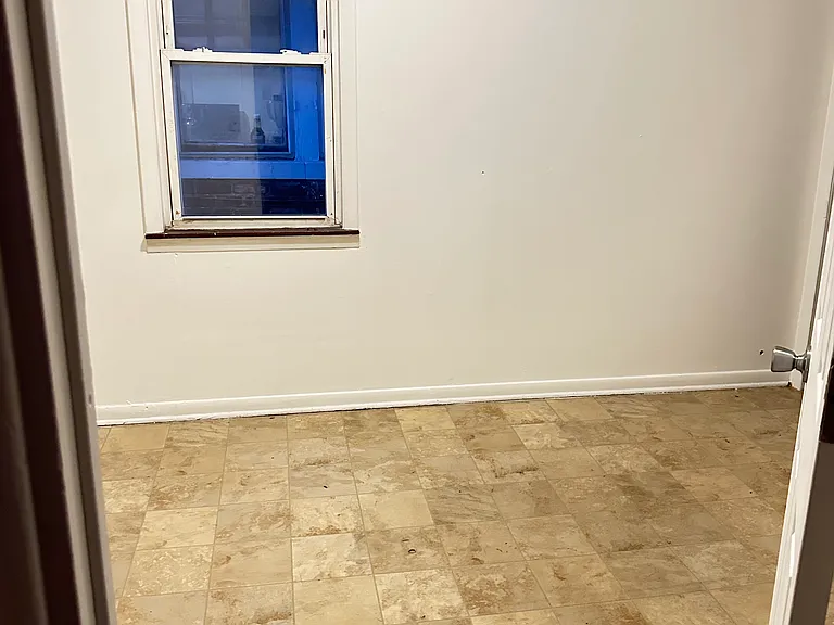 4860 Northcote Ave #UF — Photo 10