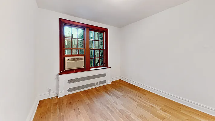 Rented by Keller Williams NYC | media 14
