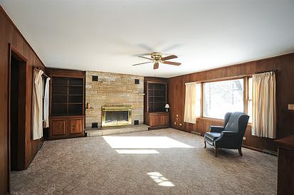 4th image of 37097 N Capillo Ave