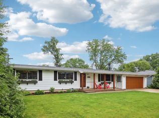 922 Sequoia Trl, Madison, WI 53713