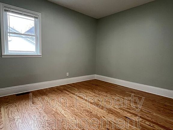 5th image of 45 Park St Floor 1