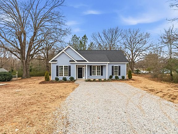 4th image of 374 Vicksboro Rd