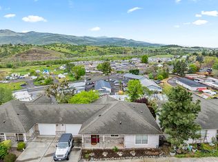 457 Elm St, Phoenix, OR 97535