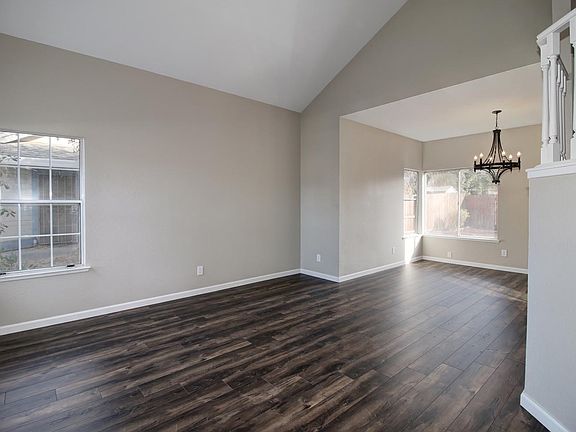 5th image of 9024 Halkirk Way