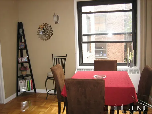 Sold by Point NYC | media 15