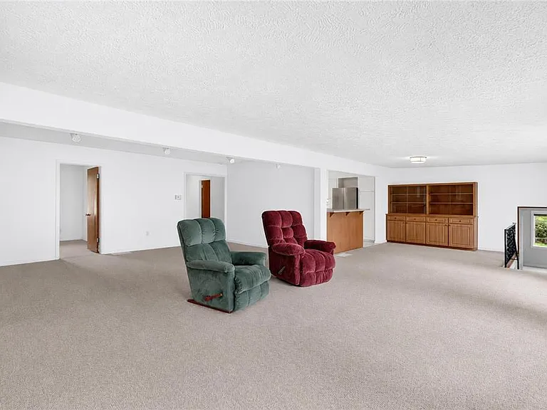 767 Edison Rd — Photo 17