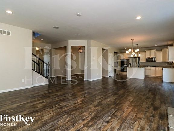 3rd image of 1562 Kennabrooke Ct