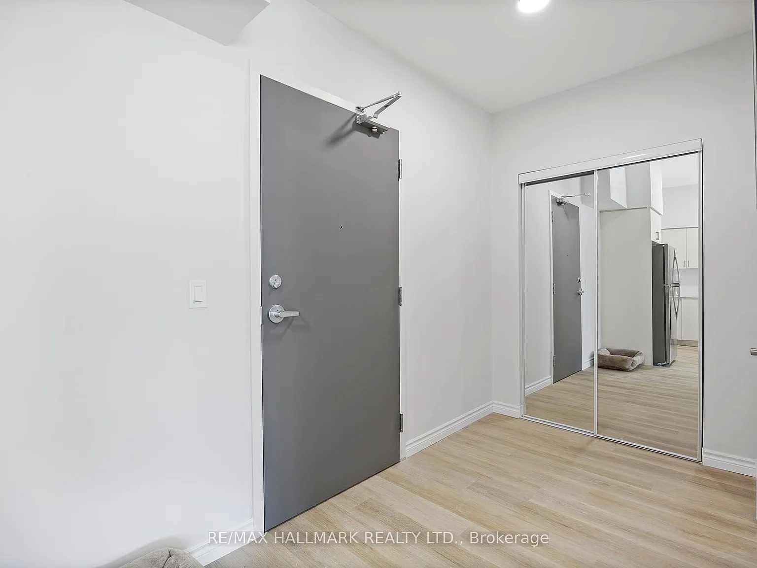 4 bed, $3,449 — Photo 2