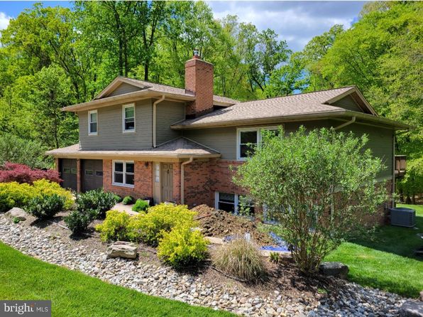 10242 Van Thompson Rd, Fairfax Station, VA 22039