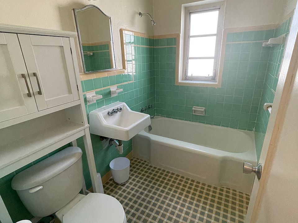 2nd image of 2901 SW 1st Ave #0