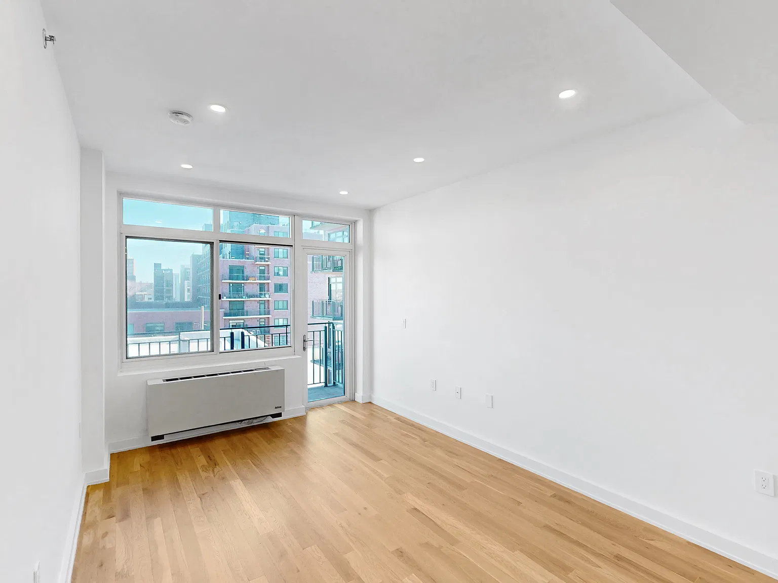 11-15 Broadway — Photo 4