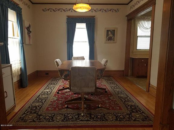 4th image of 615 W Marshall St