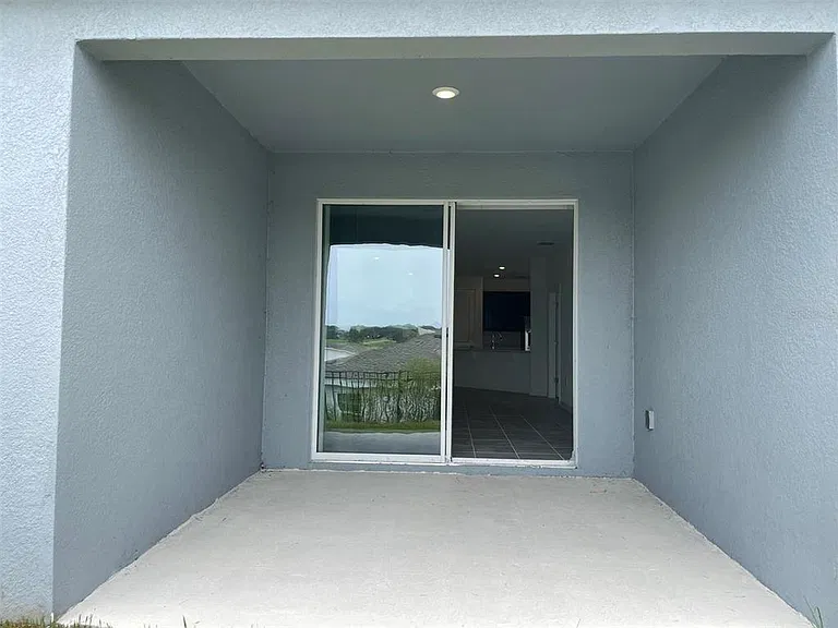 835 Ofanto Way — Photo 29