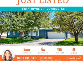 912 N Joyce Dr, Ulysses, KS 67880