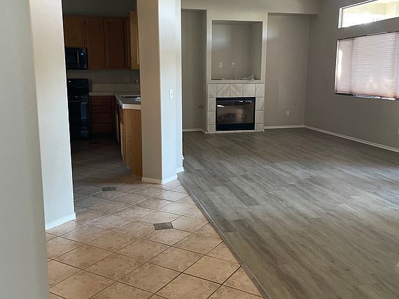 4th image of 39618 Saba Ct