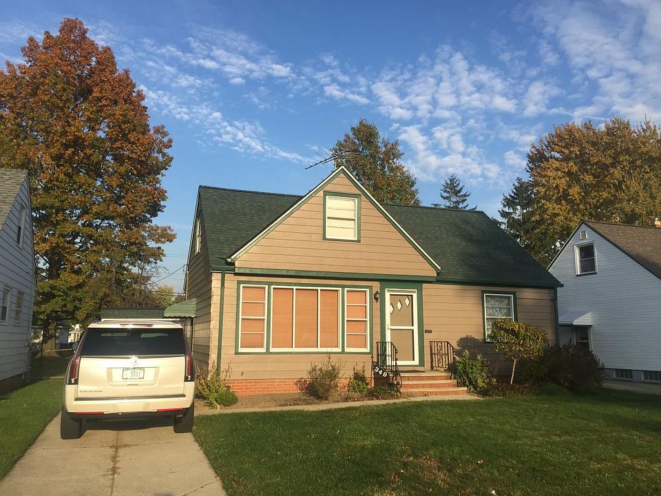 1st image of 349 E 308th St
