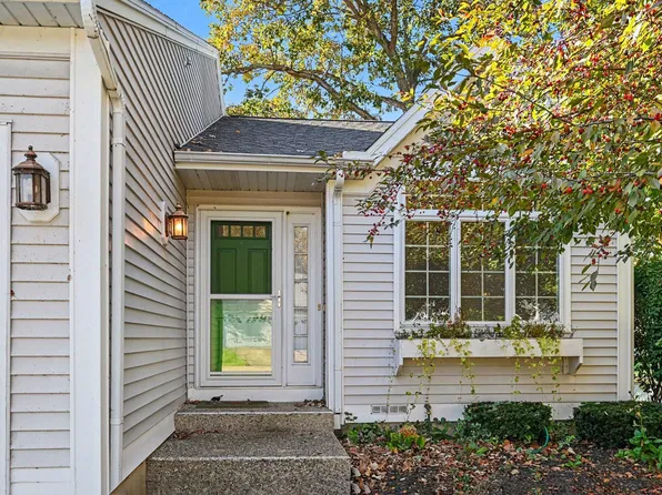 266 Winter Oak E, Holland, MI 49424