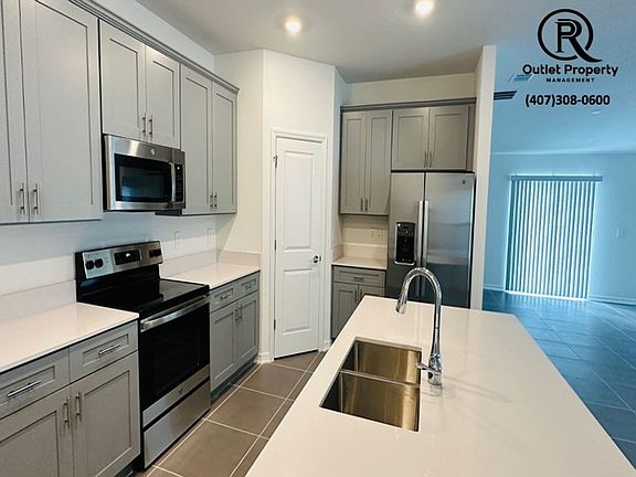 4th image of 1946 Pond View Dr
