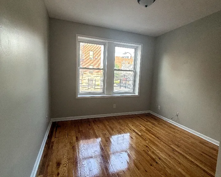 66 N 9th St #6A — Photo 4