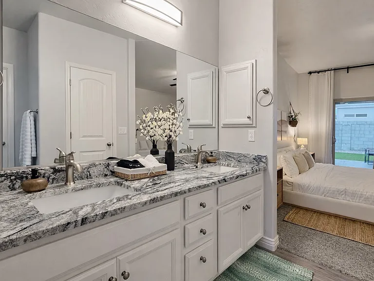 3406 Charleston St — Photo 17