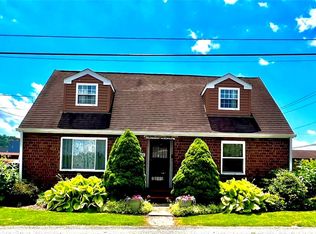 3116 Oregon Dr, Lower Burrell, PA 15068