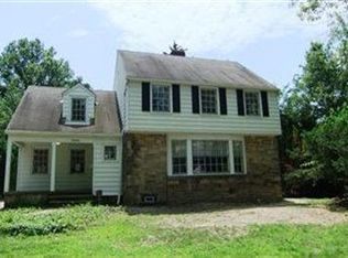 3386 Rosedale Rd, Cleveland Heights, OH 44112