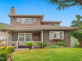 2828 N Mount Curve Ave, Altadena, CA