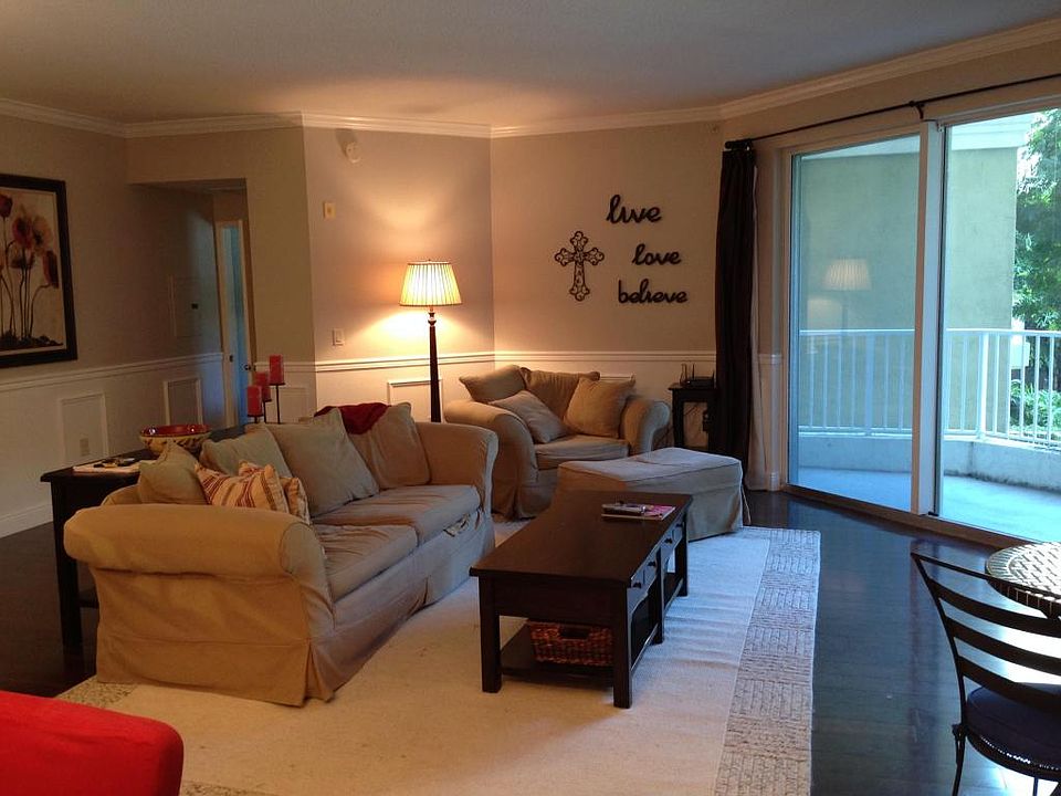 living room   balcony