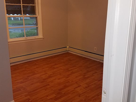 2nd image of 3980 E 186th St
