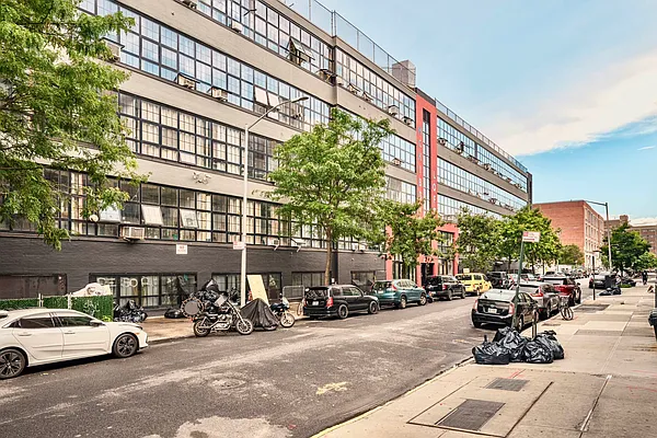 Rented by Carnegie Management Inc | media 17