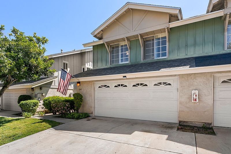1st image of 1243 Manzana Way