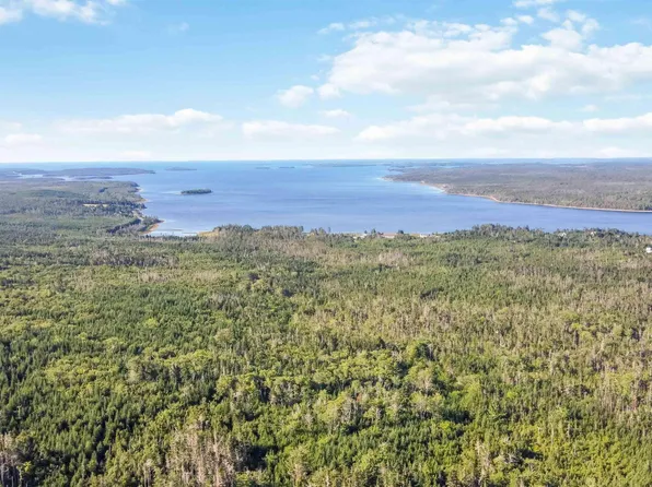 23892 Highway 7, Watt Section, NS B0J 3B0