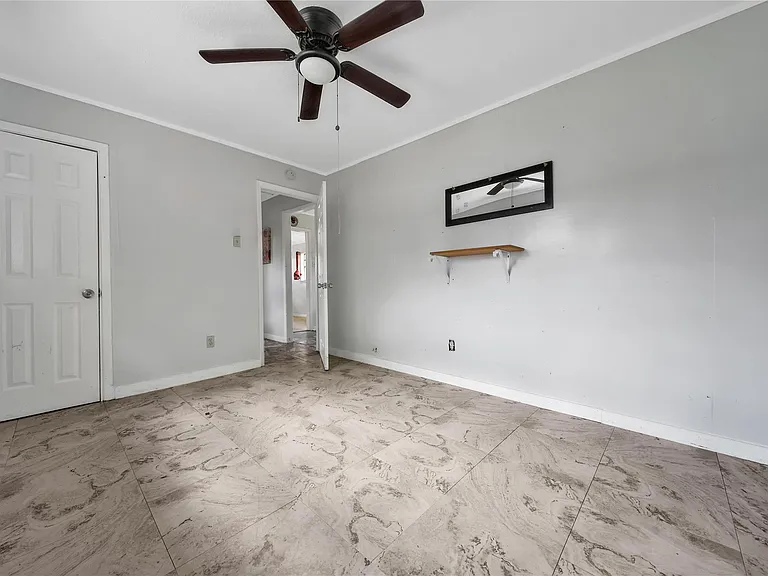 2310 Kabee St — Photo 10