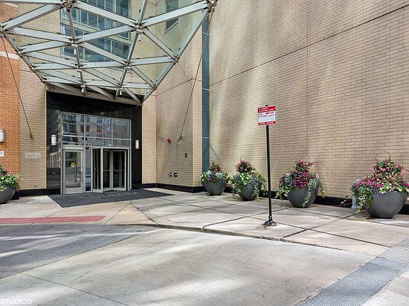 2nd image of 420 E Waterside Dr Unit 1013