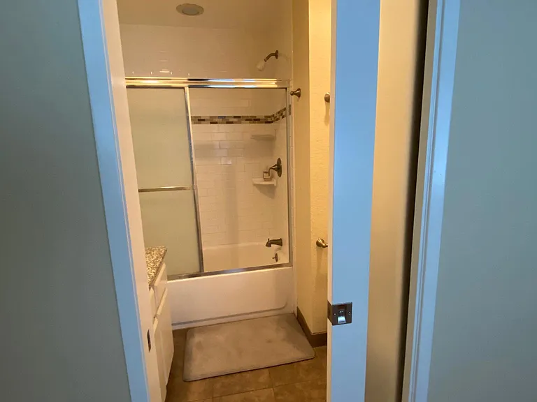 622 N Wilson Ave — Photo 14
