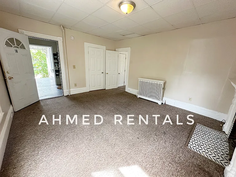 463 Saint John St #1R — Photo 9