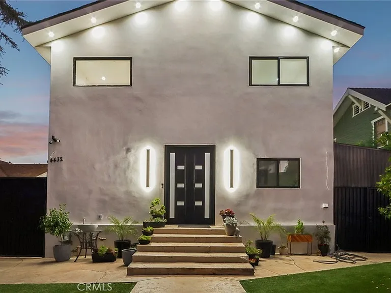 4432 Melbourne Ave — Photo 3