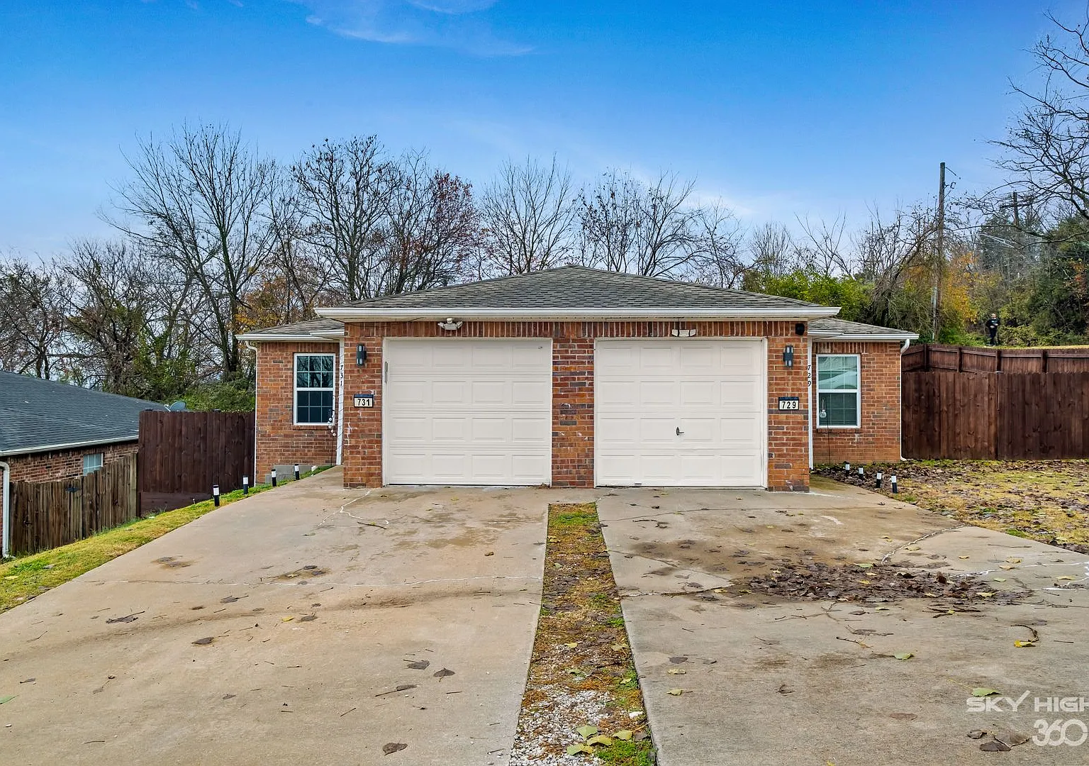 Modern Duplex in Fayetteville, AR — Photo 2