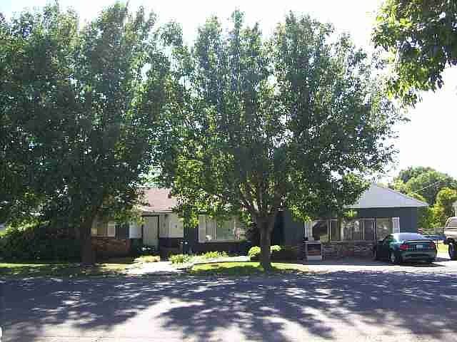 2nd image of 163 S Lawrence Ave
