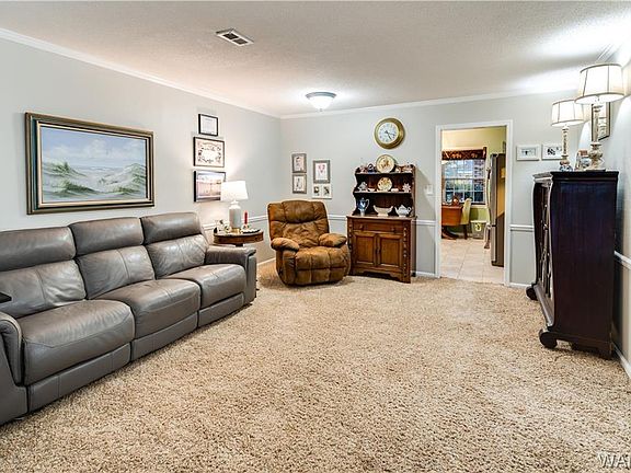 5th image of 1702 Saint Charles Pl
