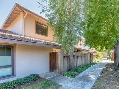 137 Peach Ter, Santa Cruz, CA, 95060