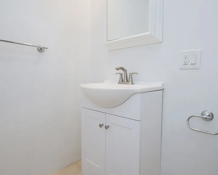 1429 Spruce St — Photo 15