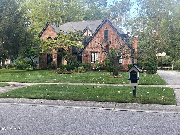 5th image of 2910 Tracewood Dr