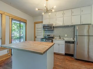 933 Spaight St APT 7, Madison, WI 53703