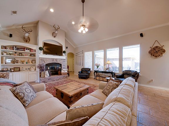 4th image of 4710 Yearwood Dr