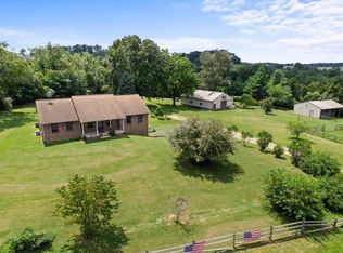 47 Lofton Rd, Raphine, VA 24472