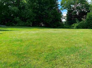 288 Furnace St, Poultney, VT 05764